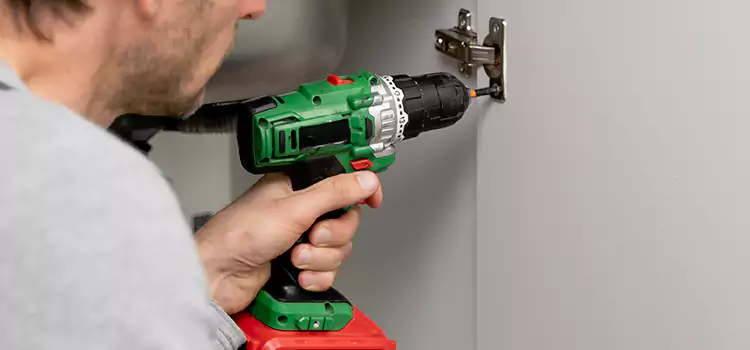 Commercial Door Hinge Repair Newington