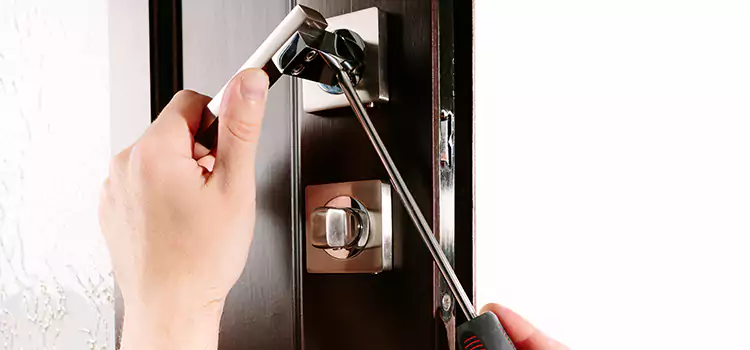 Door Lock Replacement Service Newington