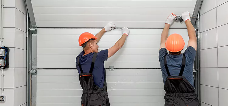 Choose Us for Your Garage Door Needs in Newington