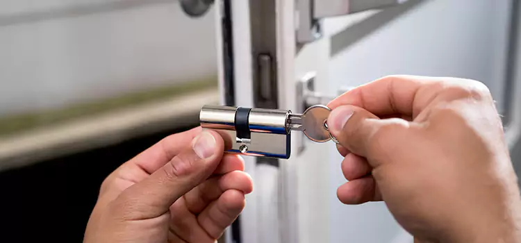 Lock Change Locksmiths Newington