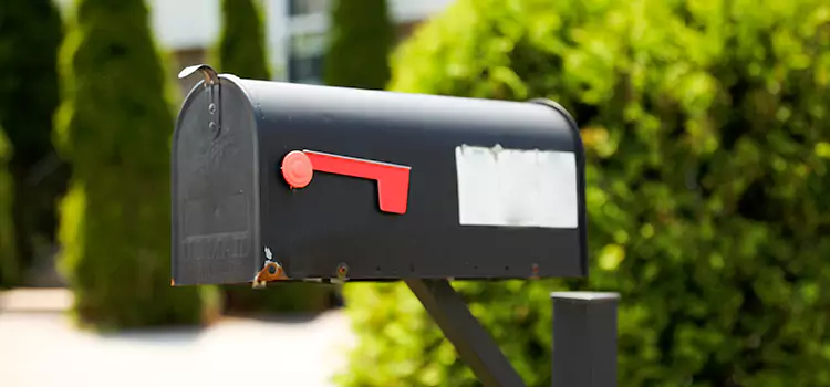 Secure Mailboxes for Packages Newington