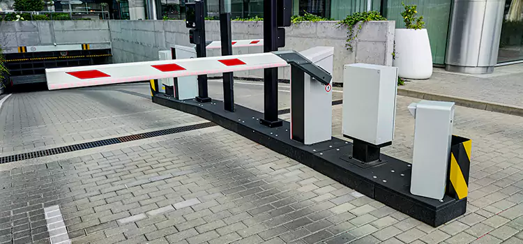 Custom Gate Design & Integration Newington